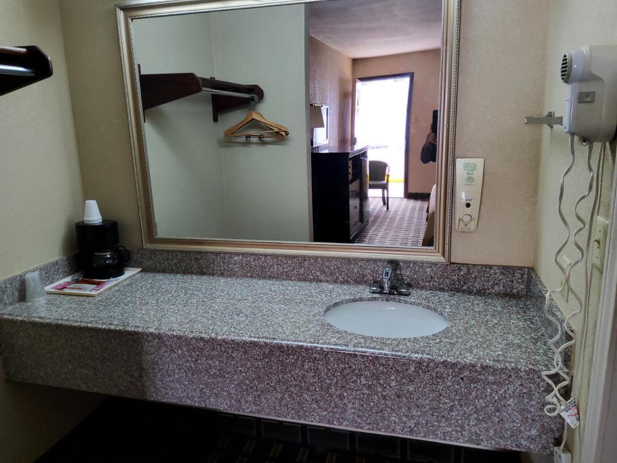 Budget Inn Texarkana Buitenkant foto