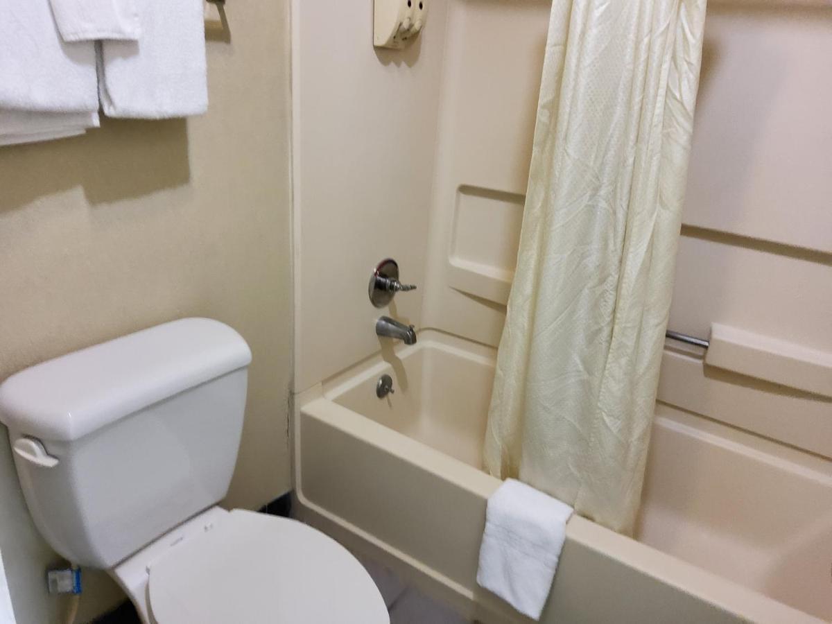Budget Inn Texarkana Buitenkant foto
